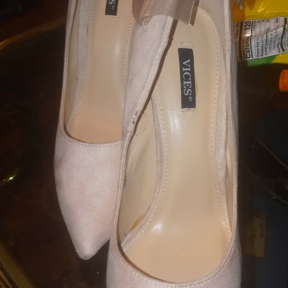 Suede Pumps w/Bow Detail
